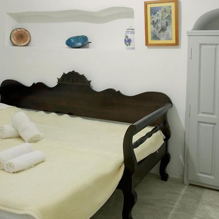 Zoe Aegeas Traditional Houses Oía Exterior photo