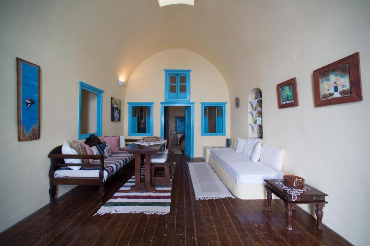 Zoe Aegeas Traditional Houses Oía Room photo