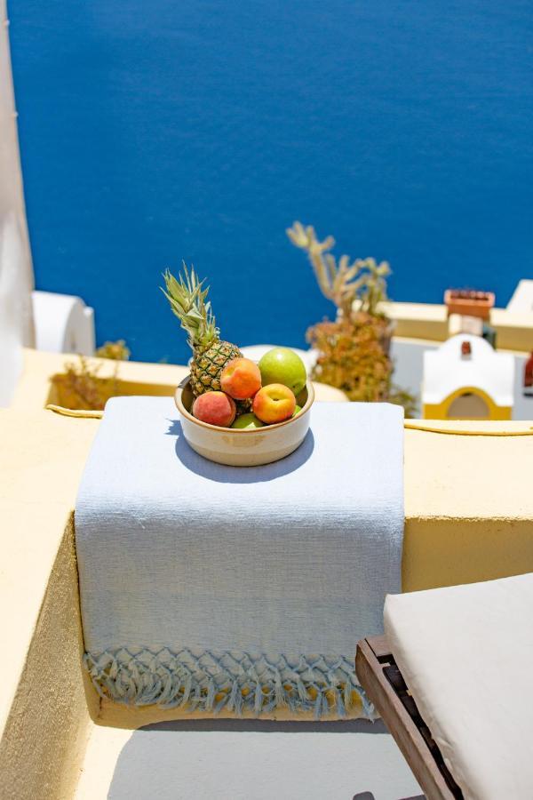 Zoe Aegeas Traditional Houses Oía Exterior photo